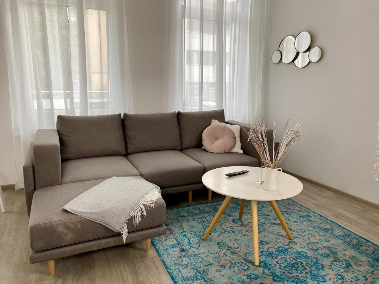 Discovair - Eisenach Karl14 - Vollausgestattete Apartments Mit Netflix In Der Fussgaengerzone Bilik gambar