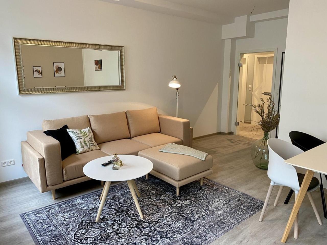 Discovair - Eisenach Karl14 - Vollausgestattete Apartments Mit Netflix In Der Fussgaengerzone Bilik gambar